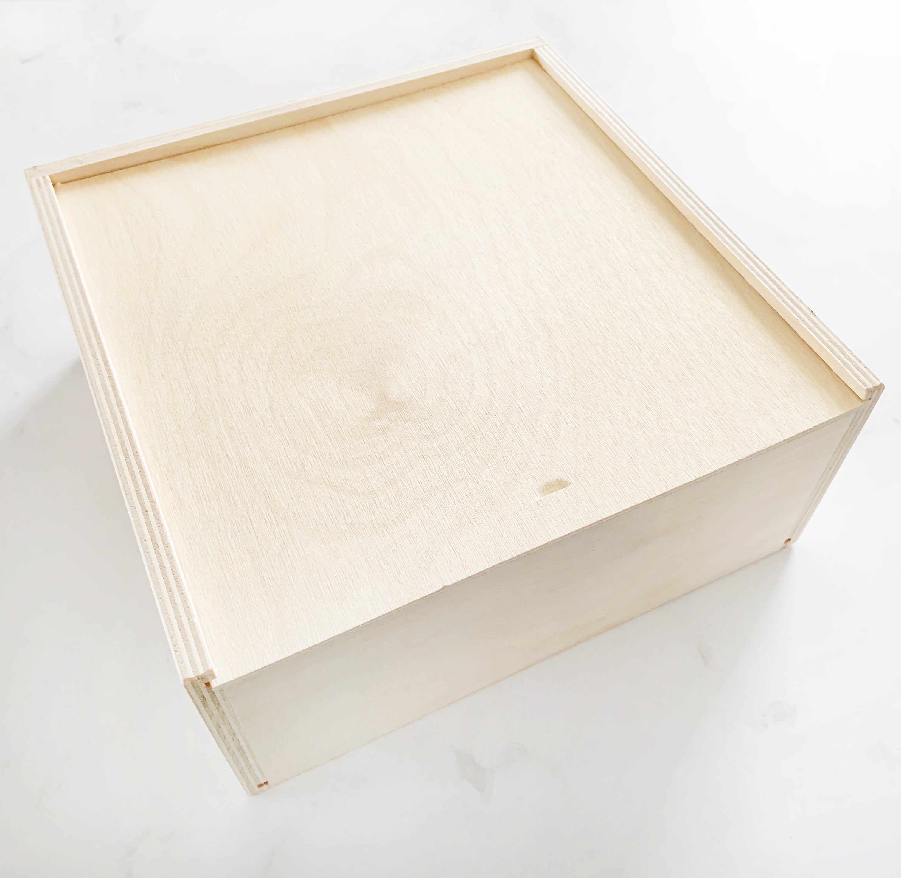 WOODEN HEIRLOOM BOX