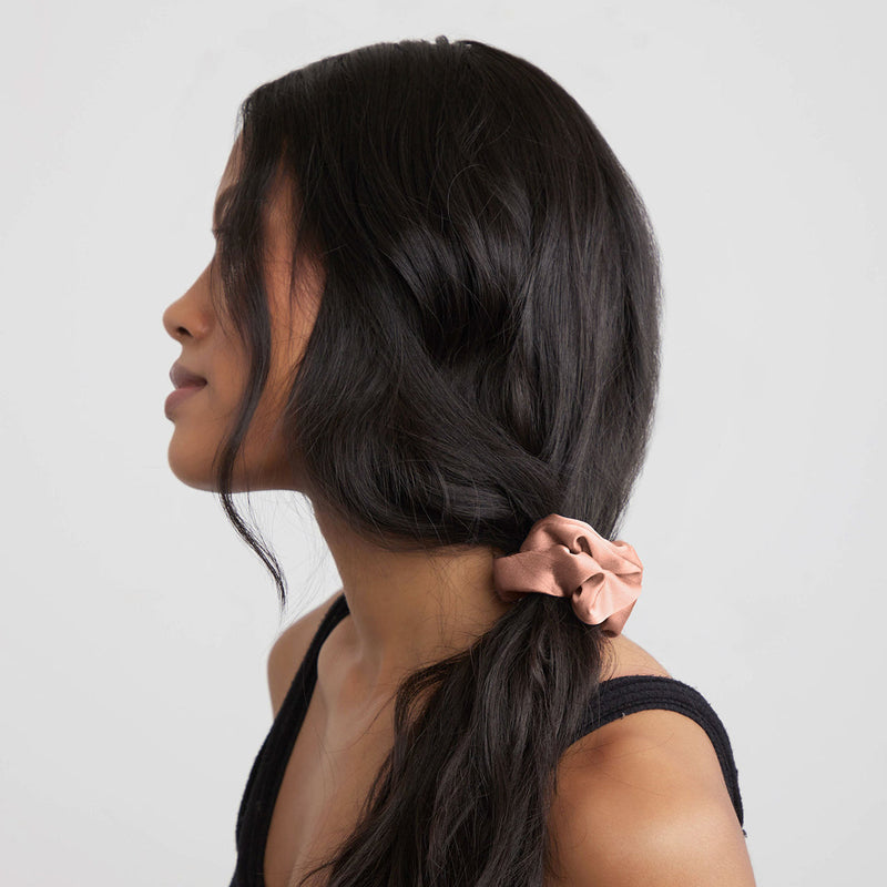 SATIN SCRUNCHIES